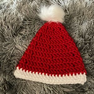 Handmade crochet Christmas pom pom Santa beanie hat 4-6 years old